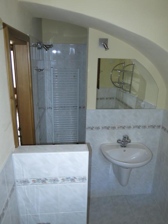 Dum U Jelena Apartman Vimperk Szoba fotó
